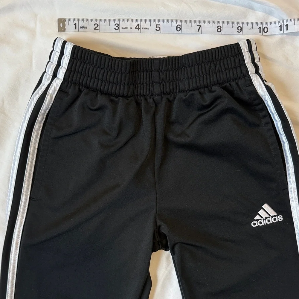 Adidas Kids Size S (8) Classic Black Athletic Jogger Sweatpants